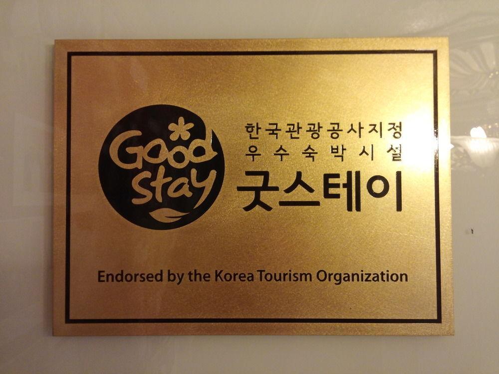 Kw Myeongdong Hotel 2*